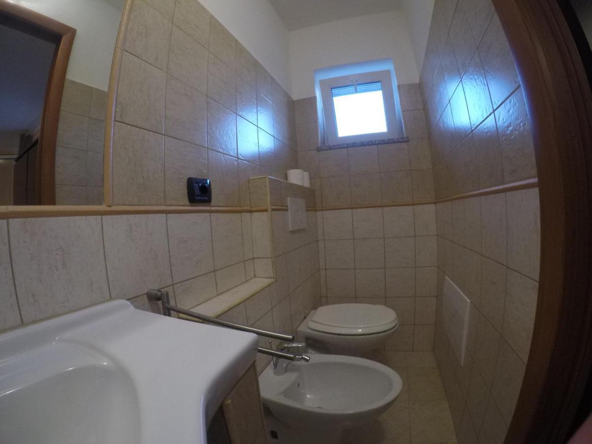 B&B Bassu Bosa Exterior foto