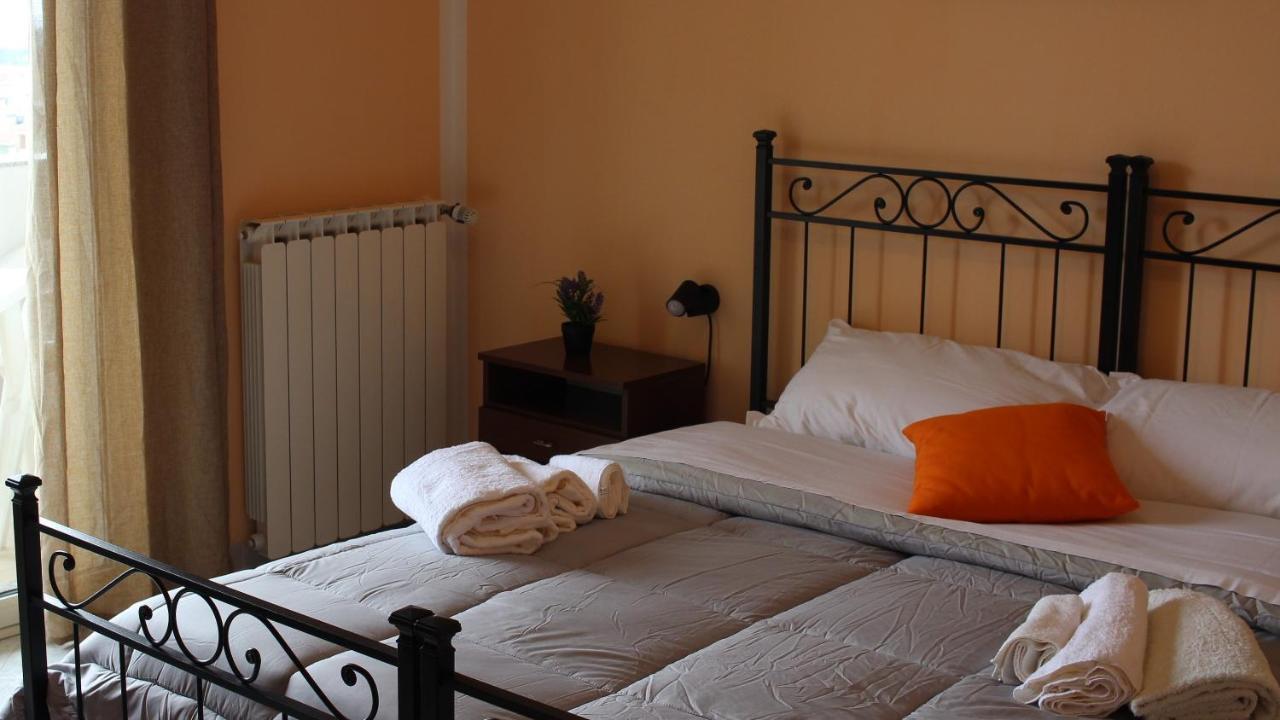 B&B Bassu Bosa Exterior foto